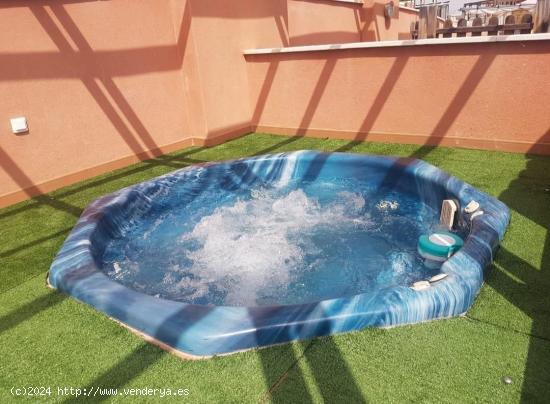 Atico de 1 dormitorio con gran solarium en la zona de las marinas de Vera Playa - ALMERIA