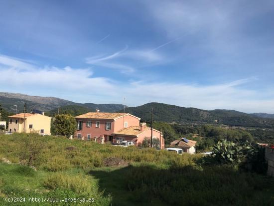 SOLAR UBANO CON BONITAS VISTAS EN CAMPANET - BALEARES