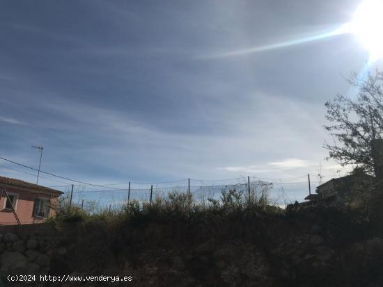 SOLAR UBANO CON BONITAS VISTAS EN CAMPANET - BALEARES