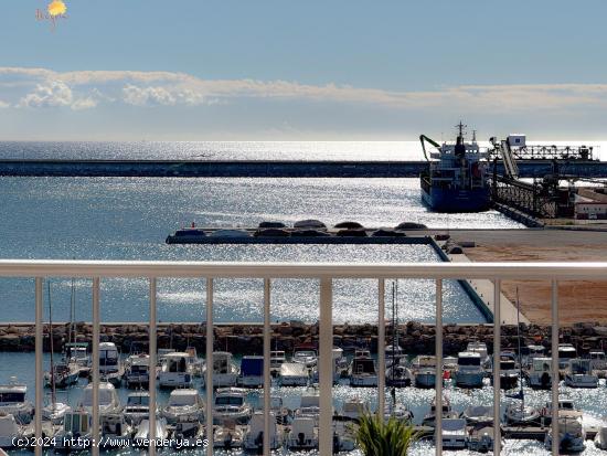 ATICO DE 2 DORMITORIOS CON VISTAS AL MAR EN TORREVIEJA ( ACEQUION ) - ALICANTE