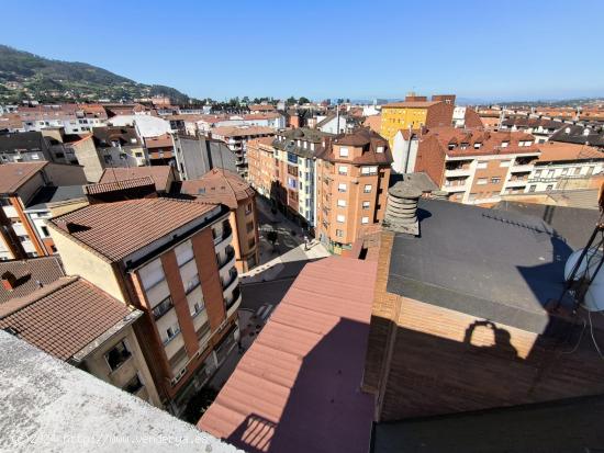 ÁTICO CON LAS MEJORES VISTAS DEL CENTRO DE OVIEDO - ASTURIAS