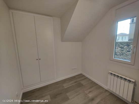 Apartamento en venta  en Olot - Girona