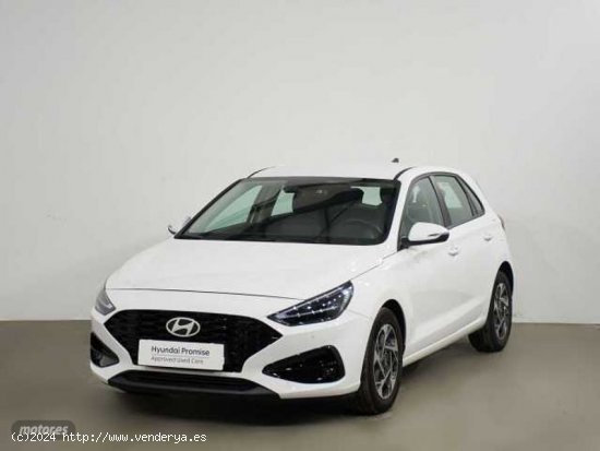  Hyundai i30 1.0 TGDI Klass 48V 100 de 2024 con 10.700 Km por 23.490 EUR. en Cadiz 