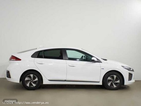 Hyundai Ioniq 1.6 GDI Klass de 2019 con 50.500 Km por 18.990 EUR. en Cadiz