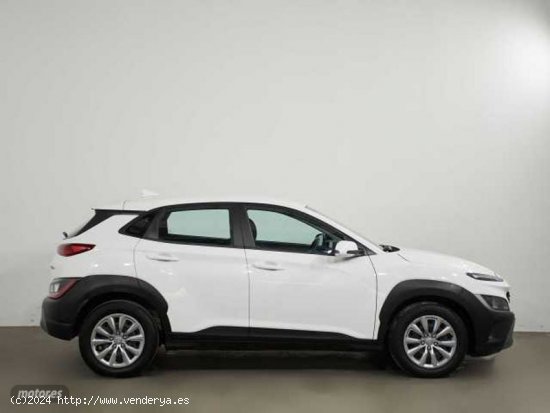 Hyundai Kona 1.0 TGDI Klass 4x2 de 2023 con 16.000 Km por 19.490 EUR. en Cadiz