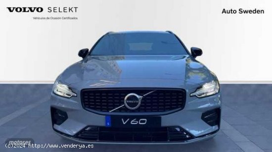 Volvo V 60 V60 Plus, B4 Mild hybrid, Diesel, Dark de 2024 con 1 Km por 43.900 EUR. en Valencia