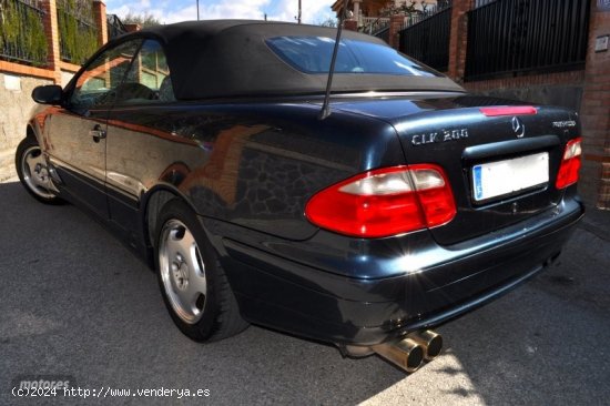 Mercedes Clase CLK 200. KOMPRESSOR CABRIO ELEGANCE FULL de 2000 con 197.000 Km por 7.300 EUR. en Gra