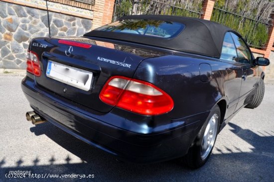 Mercedes Clase CLK 200. KOMPRESSOR CABRIO ELEGANCE FULL de 2000 con 197.000 Km por 7.300 EUR. en Gra