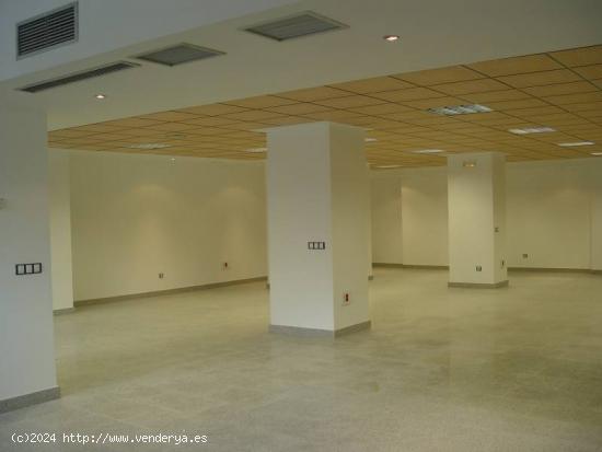 LOCAL COMERCIAL VENTA JUNTO CORTE INGLES PASEO DE ZORRILLA - VALLADOLID