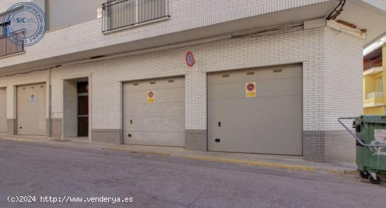 GARAJE / BAJO COMERCIAL  EN ALMENARA PUEBLO - CASTELLON