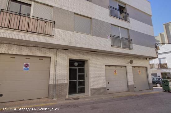 GARAJE / BAJO COMERCIAL  EN ALMENARA PUEBLO - CASTELLON