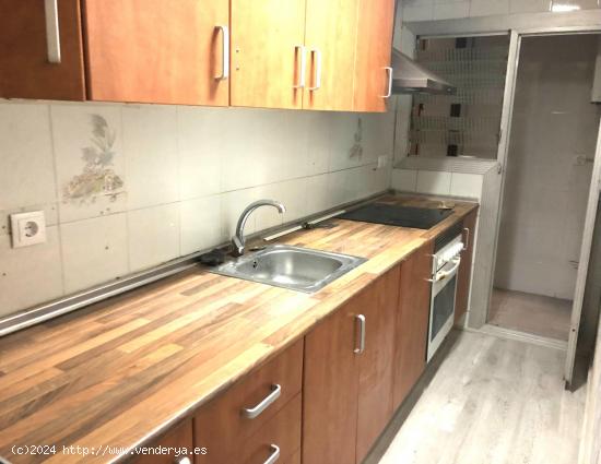  PISO SUPER-CÉNTRICO EN VENTA EN SAN ANDRES DE LA BARCA - BARCELONA 