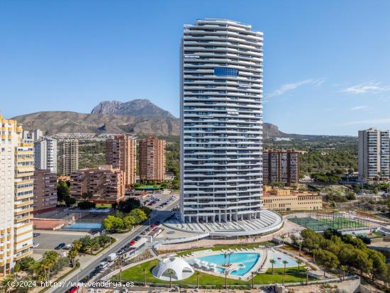 FANTÁSTICO ÁTICO DE 3 DORM DE NUEVA CONSTRUCCIÓN EN BENIDORM. - ALICANTE