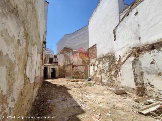 SE VENDE SOLAR CON PROYECTO EN PLENO CENTRO DE RONDA - MALAGA