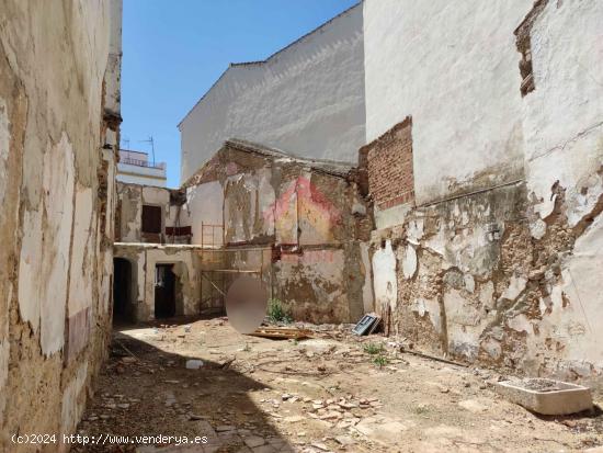 SE VENDE SOLAR CON PROYECTO EN PLENO CENTRO DE RONDA - MALAGA