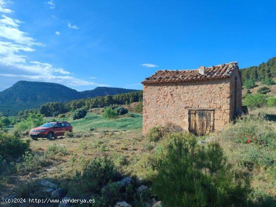 Se Vende en Valderrobres - TERUEL