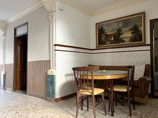 CASA DE ORIGEN EN VENTA EN LA ZONA DE SAN SEBASTIÁN EN DON BENITO - BADAJOZ