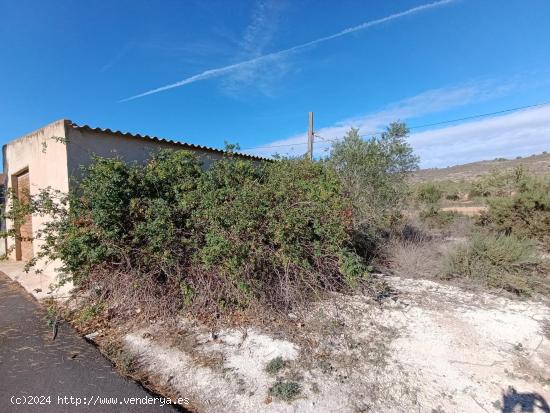 Terreno Urbano en Hondon de las Nieves - Zona El Rebalso - ALICANTE