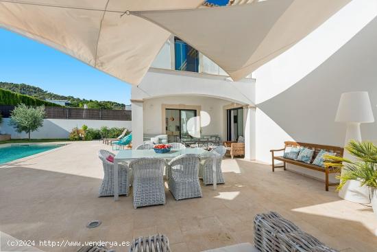 CHALET ECO-SOSTENIBLE CON PISCINA EN SON VIDA - BALEARES