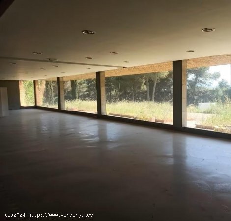 Local comercial en alquiler  en Cànoves i Samalús - Barcelona