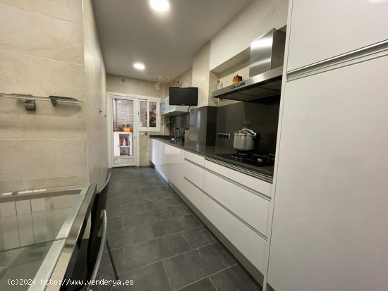 Piso en venta  en Hospitalet de Llobregat, l - Barcelona