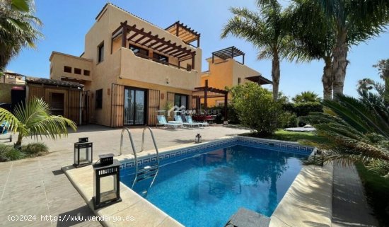  Casa-Chalet en Venta en San Miguel De Abona Santa Cruz de Tenerife 