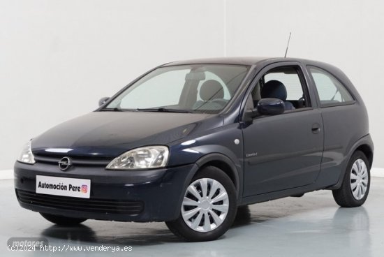 Opel Corsa 1.2i 16V Comfort de 2001 con 84.000 Km por 3.890 EUR. en Tarragona