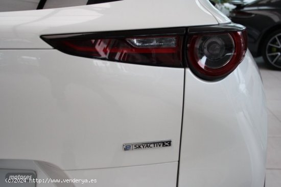 Mazda CX-30 e-SKYACTIV G MHEV 186CV 6AT Homura de 2023 con 42.751 Km por 26.900 EUR. en Pontevedra