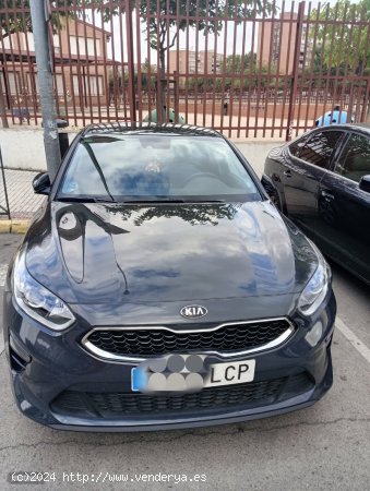  Kia Ceed 1.0 T-GDi 74kW (100CV) Tech de 2019 con 73.000 Km por 15.000 EUR. en Madrid 