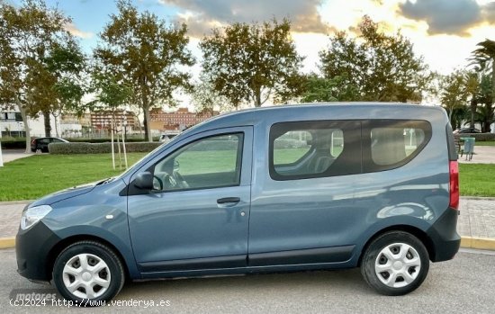 Dacia Dokker 1.5 DCI Ambiance de 2015 con 30.000 Km por 10.500 EUR. en Valencia