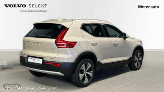 Volvo XC40 XC40 Core, B3 Mild hybrid, Gasolina de 2024 con 1 Km por 39.900 EUR. en A Coruna