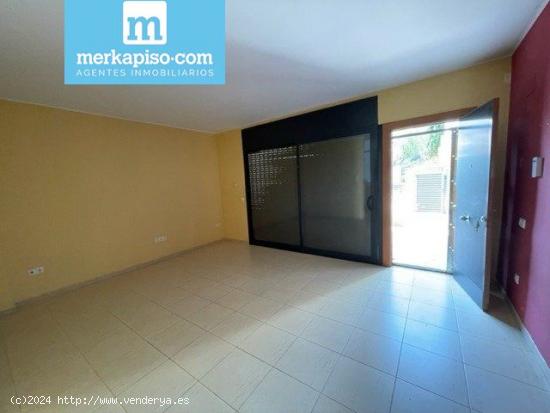 Casa a la venta en Cunit con pequeñas reformas - TARRAGONA