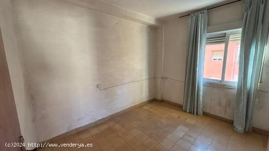 VENTA PISO CON ASCENSOR JUNTO A HOSPITAL - ALICANTE