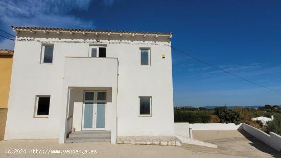  Chalet en Albaida - VALENCIA 