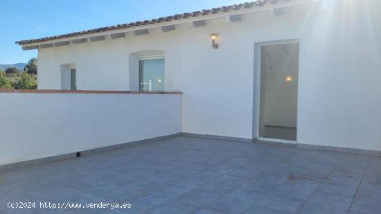 Chalet en Albaida - VALENCIA