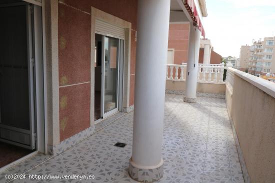  Ático gran Terraza con piscina y garaje - ALICANTE 