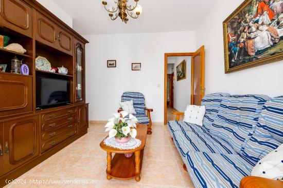 Apartamento a 2 calles de la Playa del Cura - ALICANTE