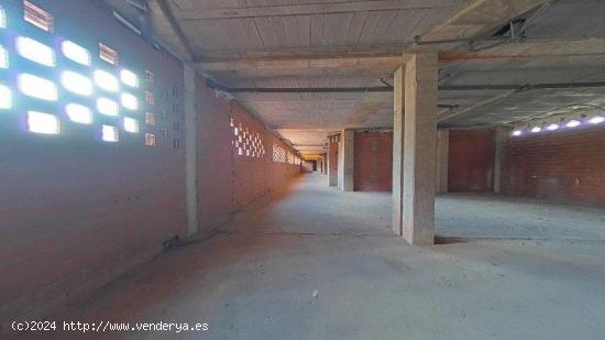 LOCAL COMERCIAL EN LA LASTRA - LEON