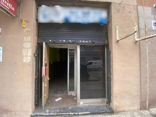 Local comercial en venta en Calle Ramón Estruch, 32 - Sant Boi de Llobregat - BARCELONA