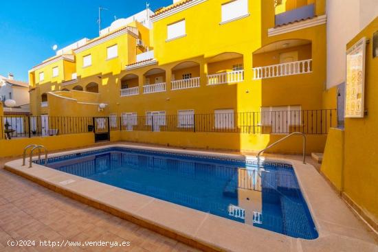 Bajo entrada independiente Jacarilla Piscina comunitaria plaza garajey plaza de garaje - ALICANTE