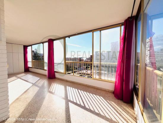 Exclusivo Piso con Terraza de 40m² y Acceso Directo a la Playa de San Juan. - ALICANTE