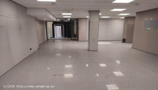 Local comercial en Carabanchel, Madrid - MADRID