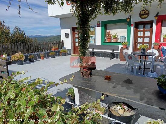 SE VENDE NEGOCIO  Y HOSTAL EN PLENO CAMIÑO VIA KUNING MONTAÑA LUCENSE - LUGO