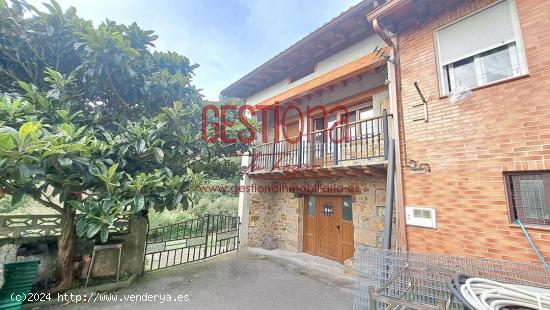 CASA PAREADA DE ESTILO MONTAÑES CON TERRENO. LIMPIAS - CANTABRIA