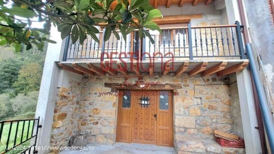 CASA PAREADA DE ESTILO MONTAÑES CON TERRENO. LIMPIAS - CANTABRIA