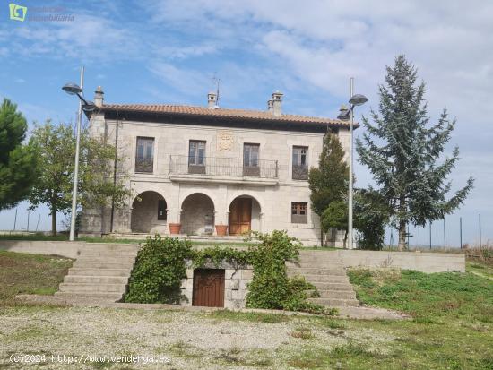 Casa de lujo en venta en Celadilla Sotobrín, Burgos - BURGOS