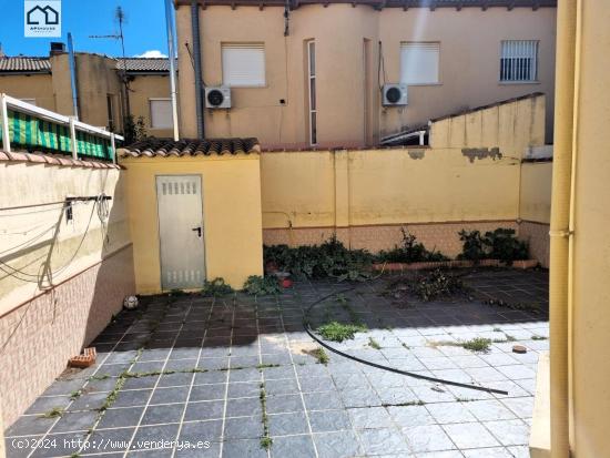 APIHOUSE VENDE ADOSADO CON PLAZA DE GARAJE EN ALCABÓN. PRECIO 79.999€ - TOLEDO