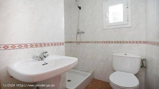 CASA A LA VENTA EN TORREDEMBARRA - TARRAGONA