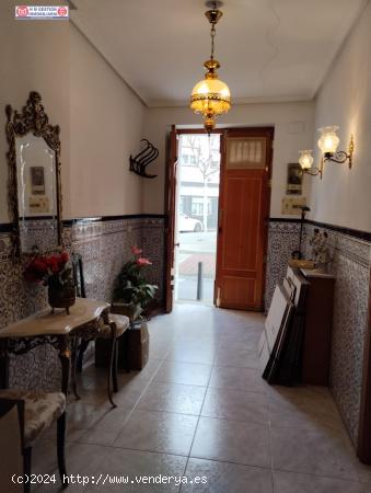 CASA UNIFAMILIAR PARA ENTRAR A VIVIR EN EL CENTRO DE ALCAZAR - CIUDAD REAL