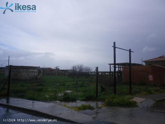 TERRENO URBANIZABLE EN SAN BARTOLOME DE LA TORRE- IDEAL PARA INVERSORES - HUELVA